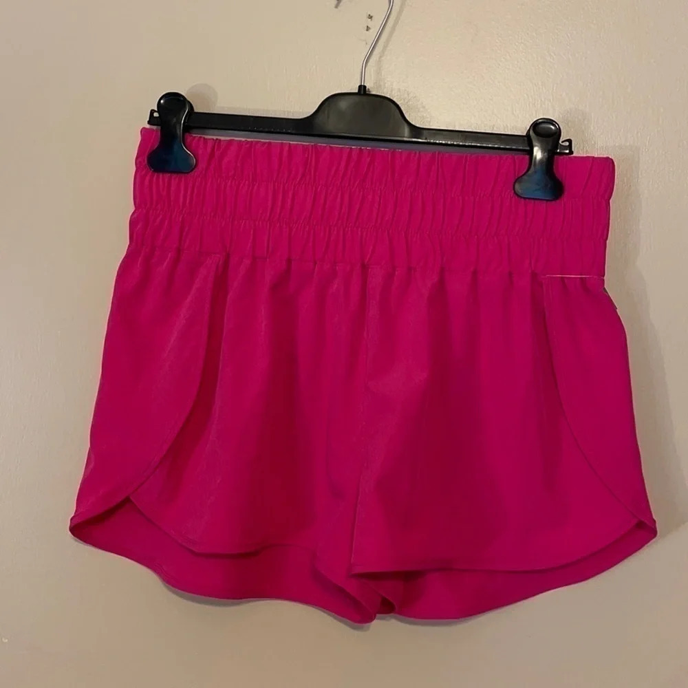 No boundaries womens shorts Large pink resort tulip athletic athletic lounge nwt